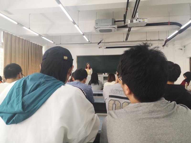 班会.jpg