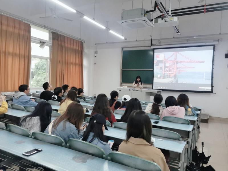 开学第一堂团课1.jpg